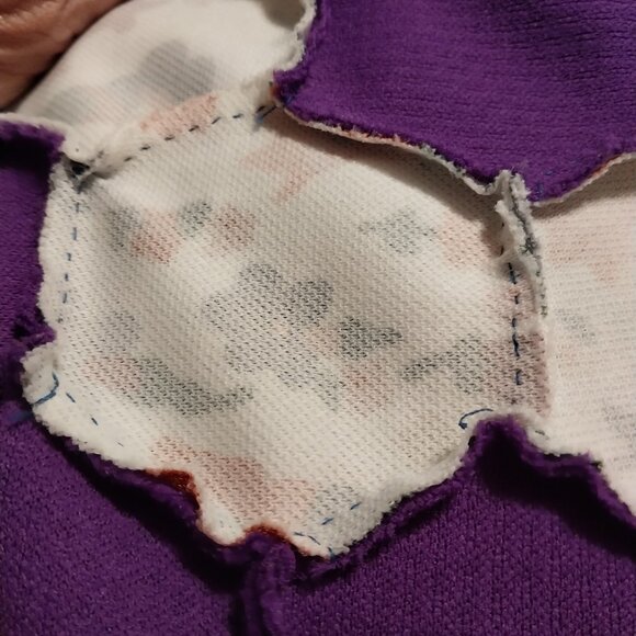 3746 Full Size Polyester Hand Stitched Quilt Top Hexagon Flowers. - Picture 6 of 8